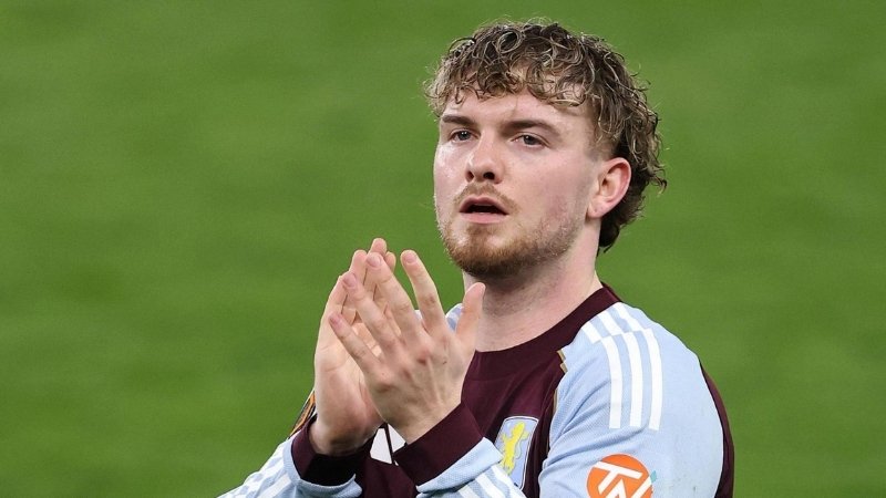 Giải mã cái bẫy hợp đồng Harvey Elliott
